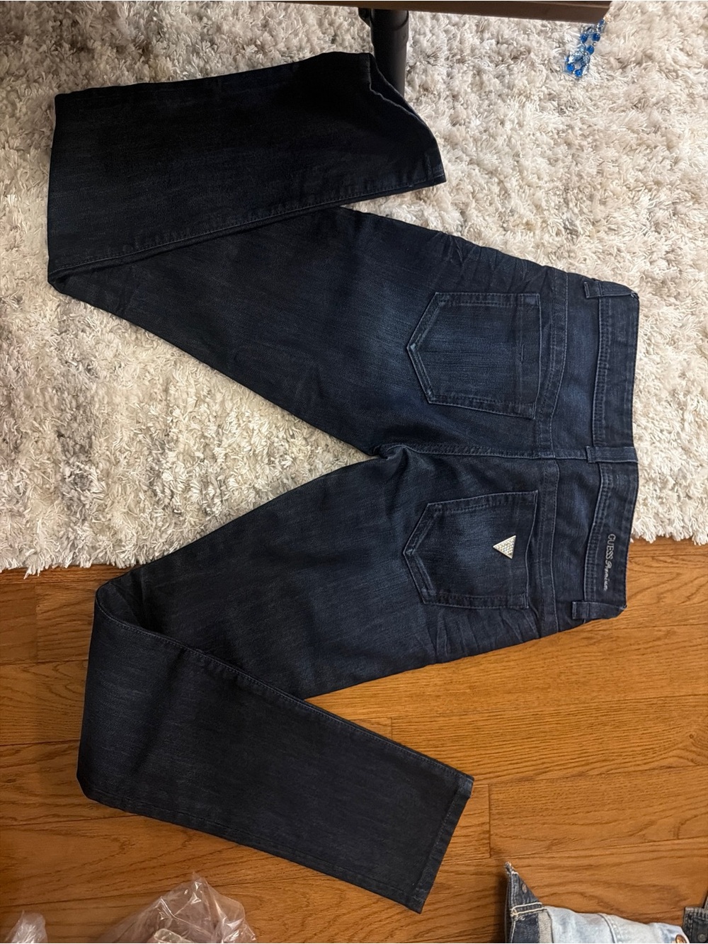 GUESS women’s daredevil dark washed skinny leg - Y2K size 28